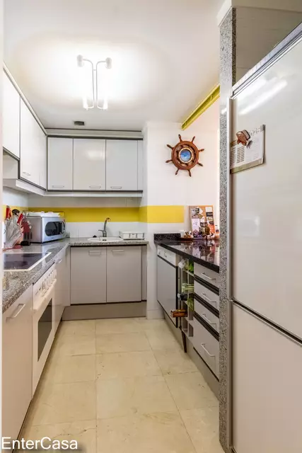 Fantástico Apartamento de 2 Dormitorios y Piscina Comunitaria